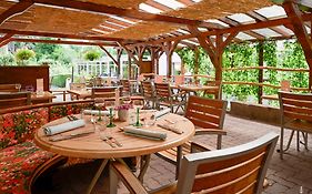 Logis Hotel Restaurant Le Faude