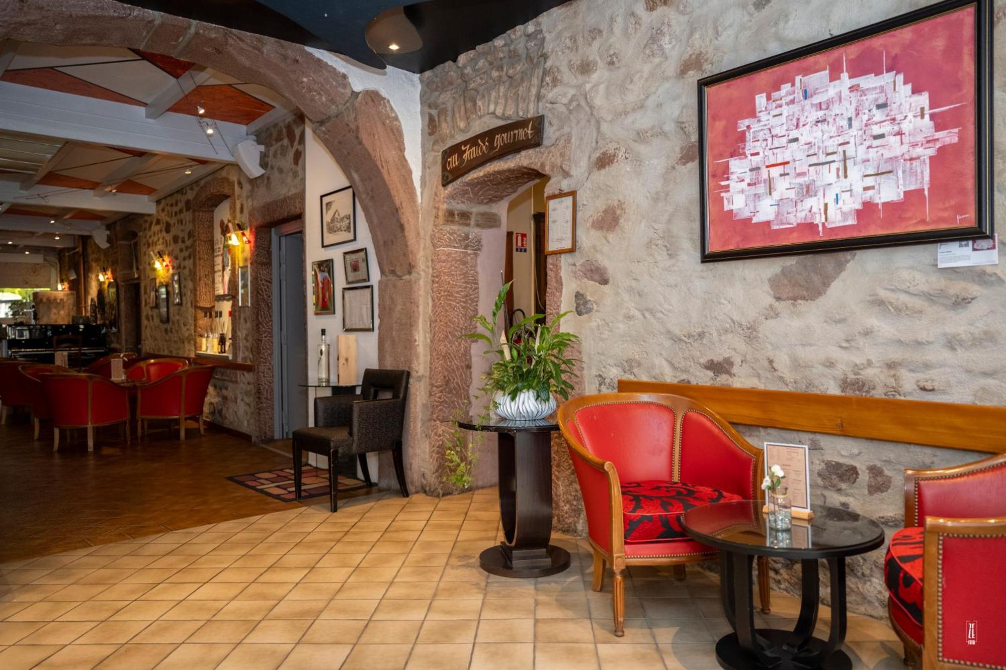Logis Hotel Restaurant Le Faude Lapoutroie Buitenkant foto