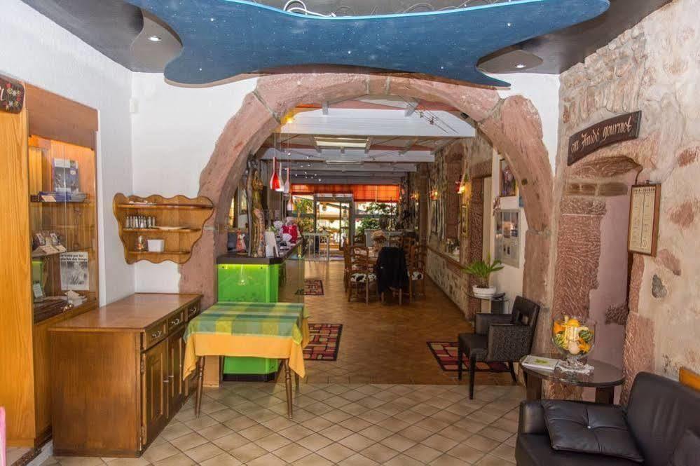 Logis Hotel Restaurant Le Faude Lapoutroie Buitenkant foto