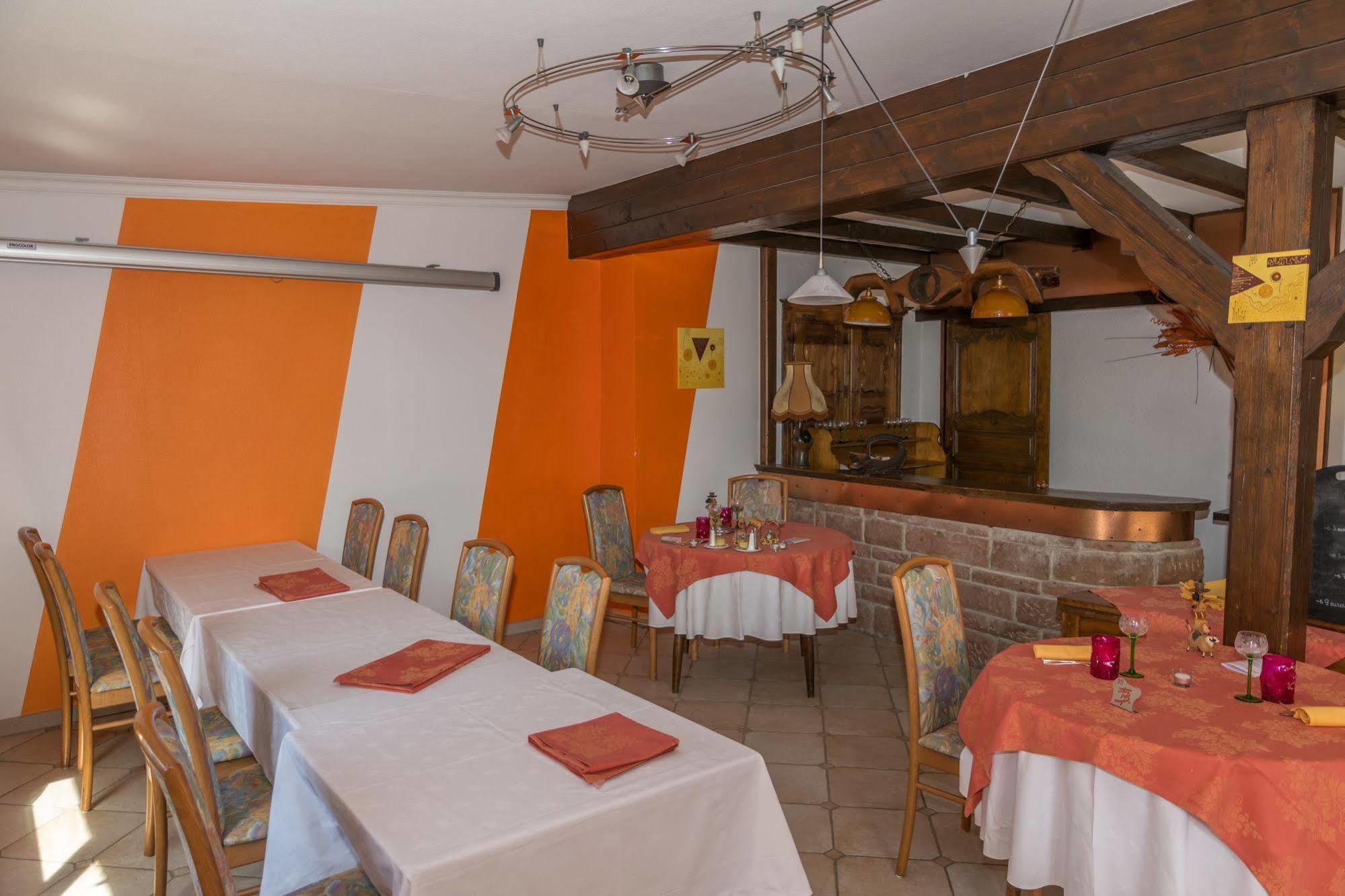 Logis Hotel Restaurant Le Faude Lapoutroie Buitenkant foto