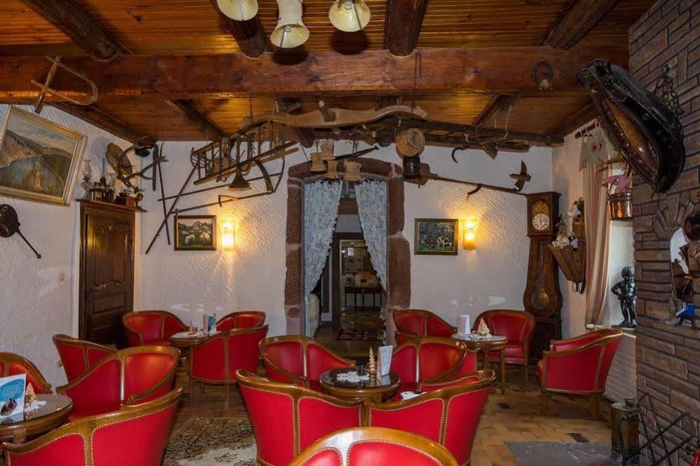 Logis Hotel Restaurant Le Faude Lapoutroie Buitenkant foto